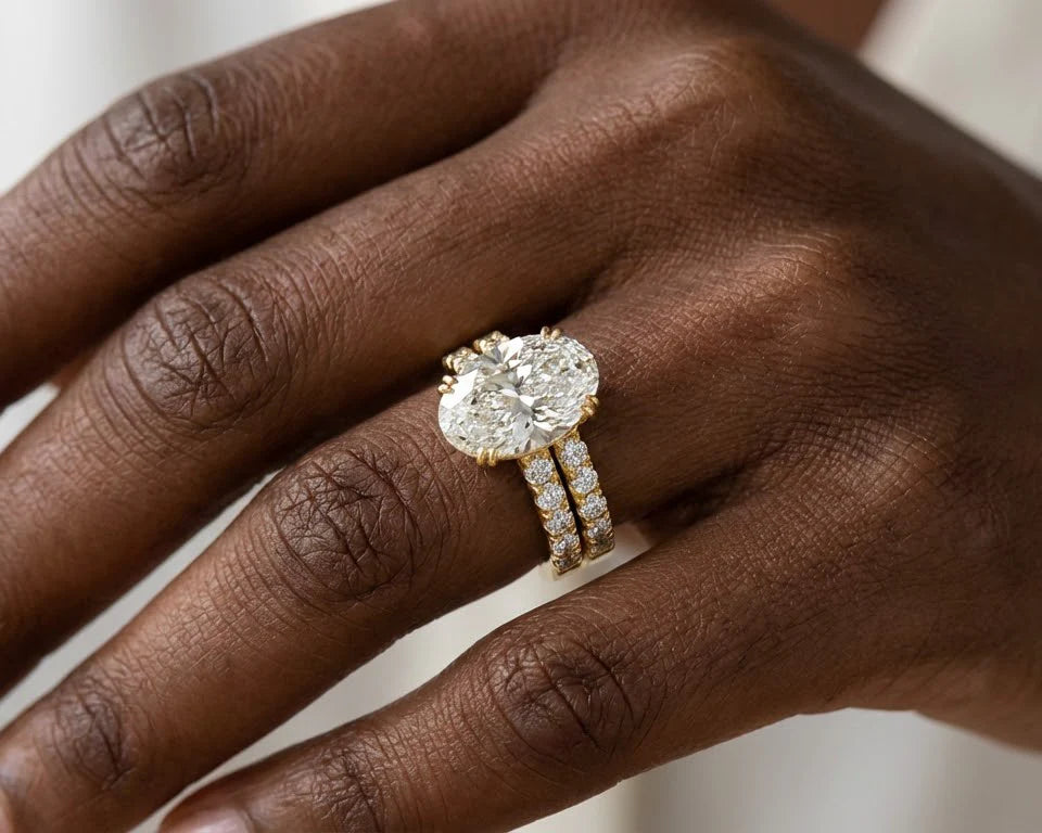 14K Oval Cut Pavé Diamond Engagement Ring Set 5.30 CT