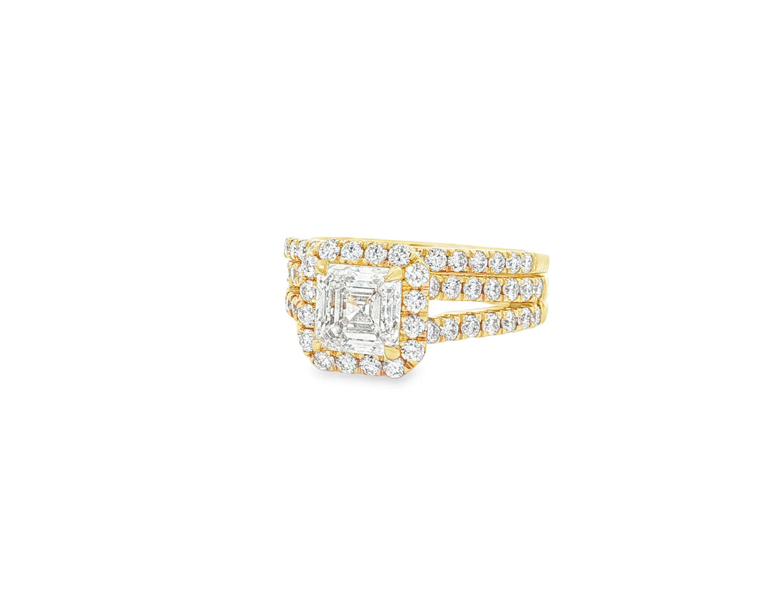 14k Emerald-Cut Halo Diamond Ring Set with Split Shank 2.75 CT