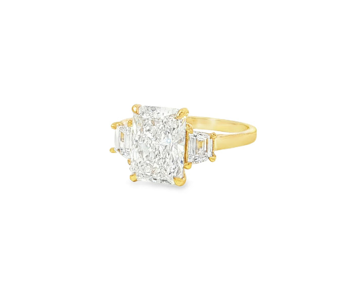14k Gold Diamond Ring with Emerald-Cut Center Stone & Baguette Accents 3ct