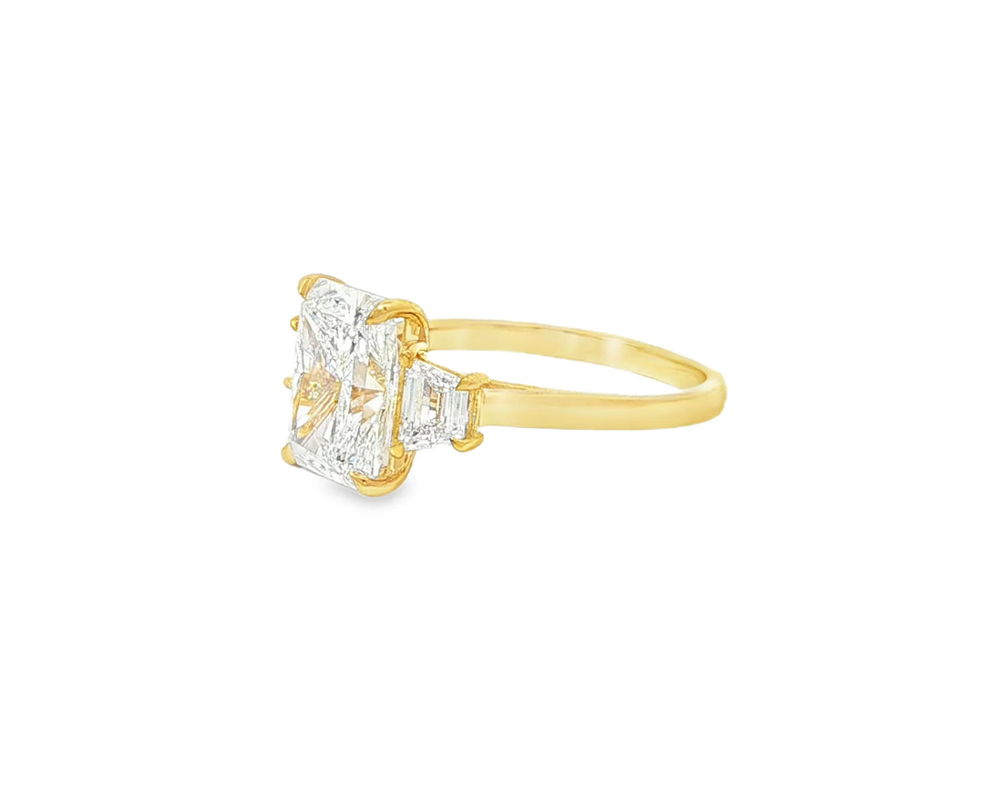 14k Gold Diamond Ring with Emerald-Cut Center Stone & Baguette Accents 3ct