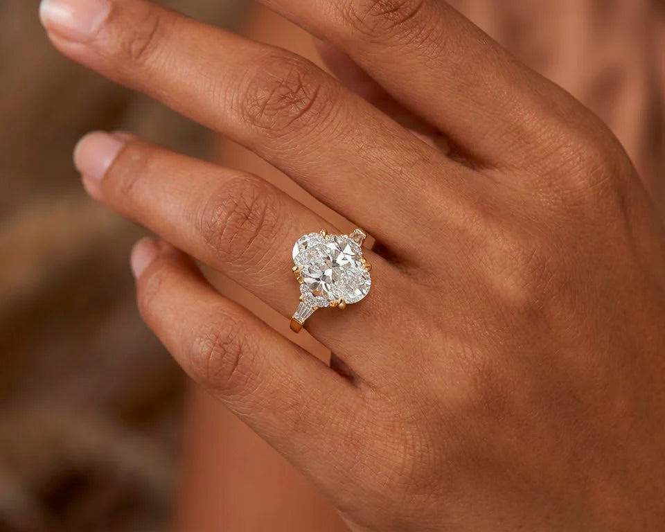 14k Gold Diamond Ring with Oval Center & Three-Stone Design 4.68ct