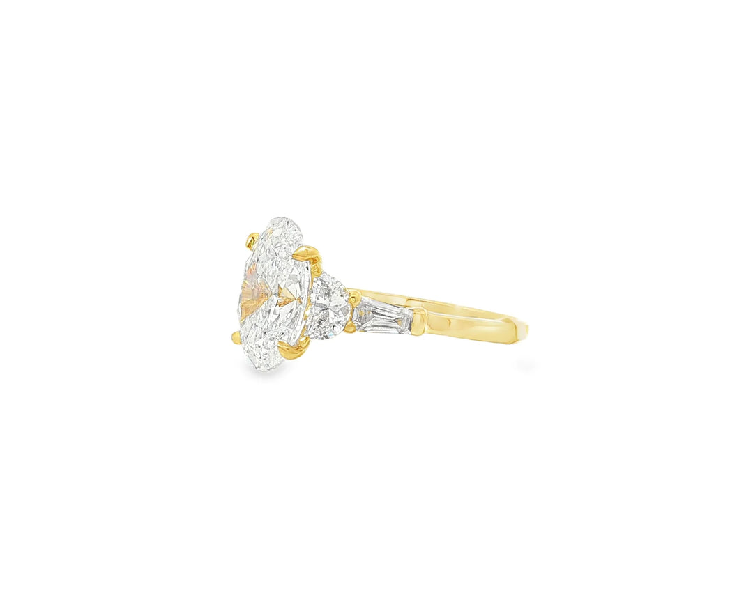14k Gold Diamond Ring with Oval Center & Three-Stone Design 4.68ct