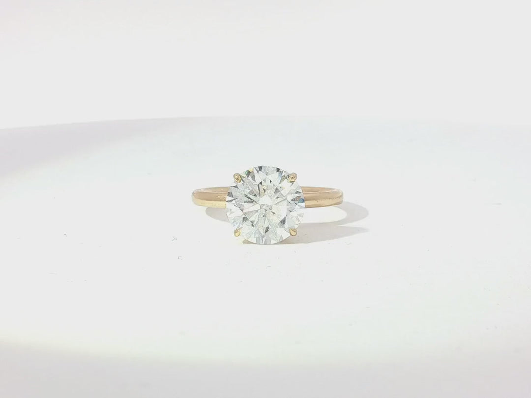 14k Gold Diamond Solitaire Ring with Round-Cut Center 3.09ct